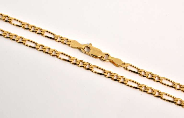 Pretty 18k 20" Figaro Necklace