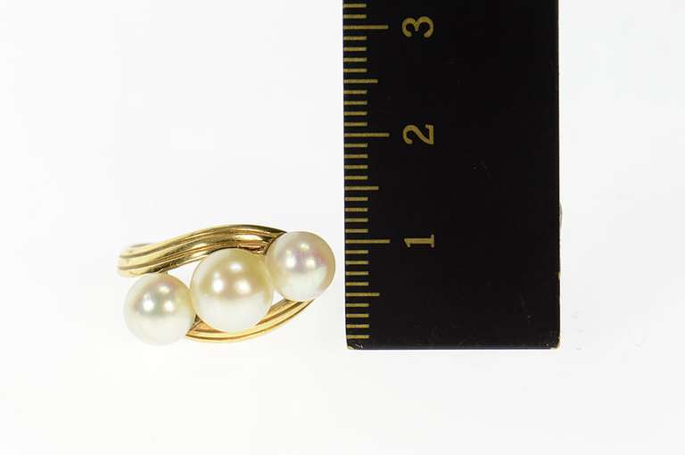 14K Yellow Gold Three Stone Classic Pearl Ornate Bypass Ring