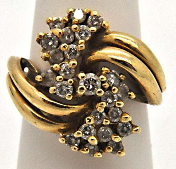 LADIES 14K YELLOW GOLD RING