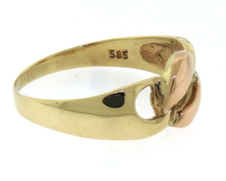 Chic 14kt Tricolor Openwork Link Ring