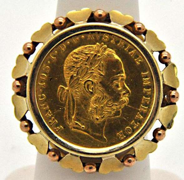 22K YELLOW GOLD RING