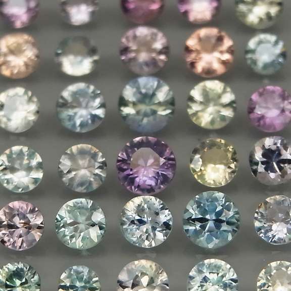 Fancy color 4.36ct UNHEATED VS Sapphire set