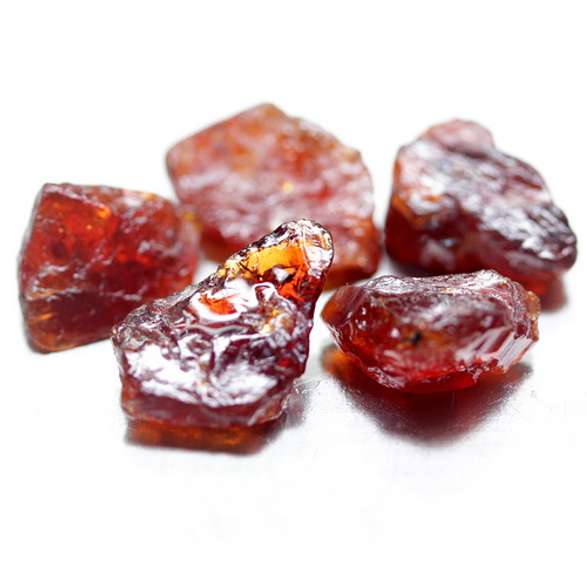 Beautiful 39.19ct uncut Garnet set