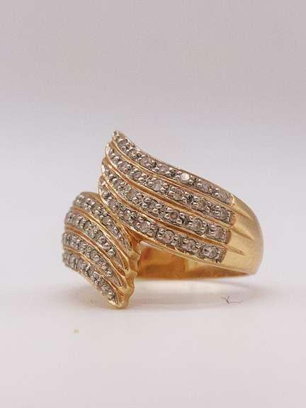2.0 CTW Diamond Ring in Solid Yellow Gold