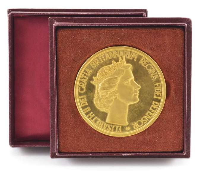 1953 Great Britain Elizabeth II Gold Plated Coronation Medal - Box