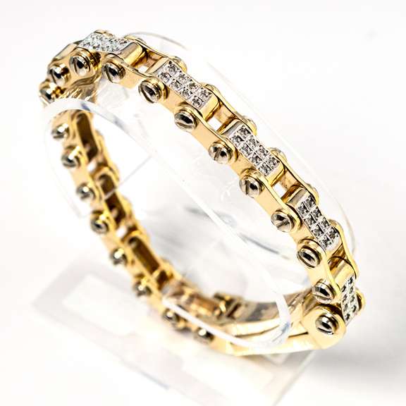 Breathtaking 1.00CTW Diamond Motorcycle Chain Bracelet in 14KT Yellow Gold