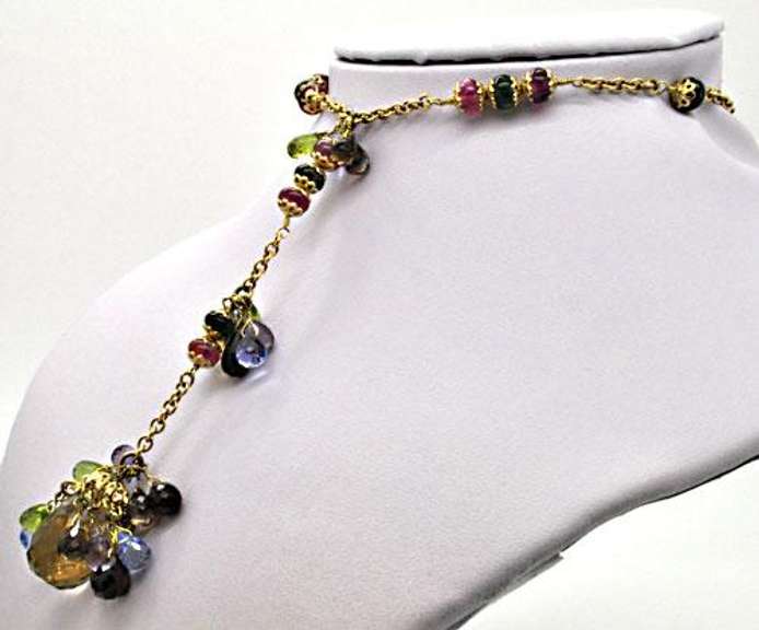 18KT YELLOW GOLD MIXED GEMSTONE BRIOLETTE NECKLACE.