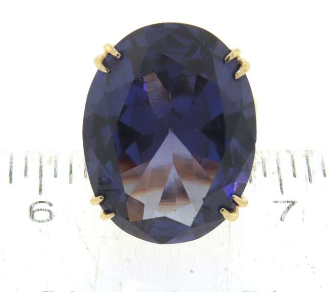 Amazing Yellow Gold Faux Alex Ring