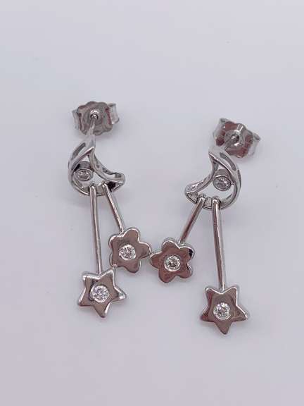 14kt Gold Diamond Earrings