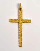 Tastefu; 18k yellow Gold Cross Pendant