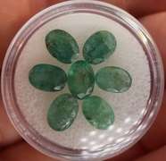 Rich 6.81ct 7pc green Emerald set