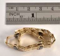 Stylish Black Onyx Gold Bracelet