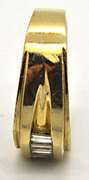 MEN'S 14KT YELLOW GOLD AND DIAMOND RING.
