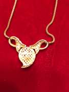 21K YELLOW GOLD DIAMOND AND GREEN JADE NECKLACE