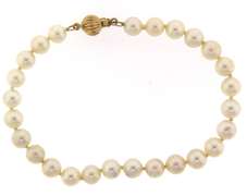 Fresh water Pearl Bracelet with Gold Clasp