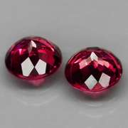 Ravishing 3.30ct rich pinkish violet Rhodolite Garnet set