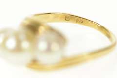 14K Yellow Gold Three Stone Classic Pearl Ornate Bypass Ring