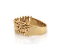 Trendy 14kt YG Textured Villa Flex Ring