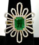 Groovy Emerald & Diamond Flower Ring in 18KT Yellow Gold