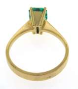Graceful 18kt Emerald Cut Emerald Ring