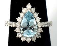 Exquisite Aquamarine & Diamond Ring in 14KT White Gold