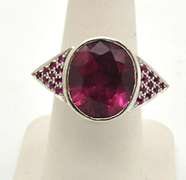 18K WHITE GOLD PINK TOURMALINE RING.