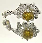 18K WHITE GOLD DIAMOND PENDANT 5.00 CARATS.