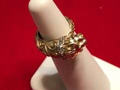 18k yellow gold ladies lion diamond ring