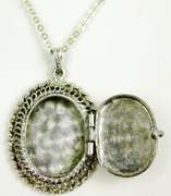 Vintage Sterling Diamond Cut Locket & Chain