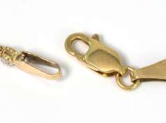 Classy 5-Stone Sapphire Bracelet in Yellow Gold