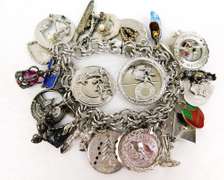 Fabulous Vintage Sterling Charm Bracelet & 25 Charms
