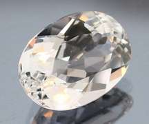 Captivating 11.04ct diamond white Topaz