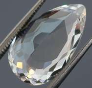 Glittering 6.5ct UNHEATED diamond white Topaz