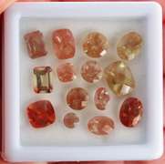 Fantastic 13.35ct 14 piece Red Andesine set