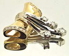 14K TWO TONE GOLD AND DIAMOND SLIDE PENDANT.