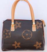 100% Fine leather Designer Style Bag