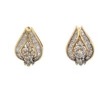 Glamorous Yellow Gold Pear Shaped Diamond Cluster Earrings