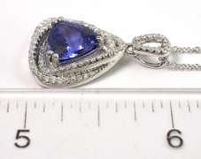 Eye-Catching Tanzanite & Diamond Necklace in 14KT White Gold