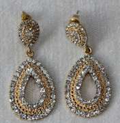 Sexy Pair of Fashion Design Earrings