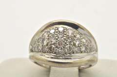 LADIES 18 KT WHITE GOLD DIAMOND RING