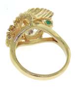 Wonderful Yellow Gold Glass Ring w Green Stone and Leaf Details