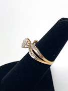 Ladies 10kt Yellow Gold Diamond Cluster Ring