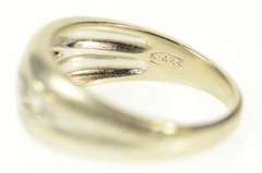14K White Gold 1950's Retro Diamond Graduated Band Ring