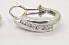 LADIES 14 KT WHITE GOLD DIAMOND EARRINGS
