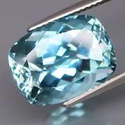 Exceptional 11.32ct high grade sky blue Topaz