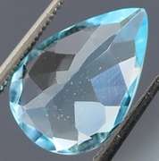 Sparkling 5.56ct brilliant blue pear cut Topaz