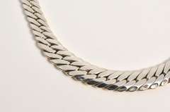 Reversible Tapered Herringbone Gold Necklace