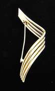 Elegant 14kt Yellow Gold Wave Design Brooch