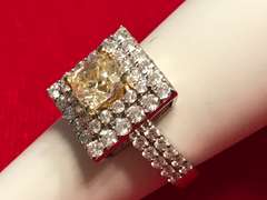 LADIES 14K WHITE GOLD DIAMOND RING