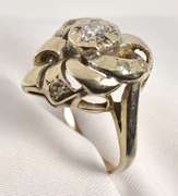 Cute White Gold Diamond Ring